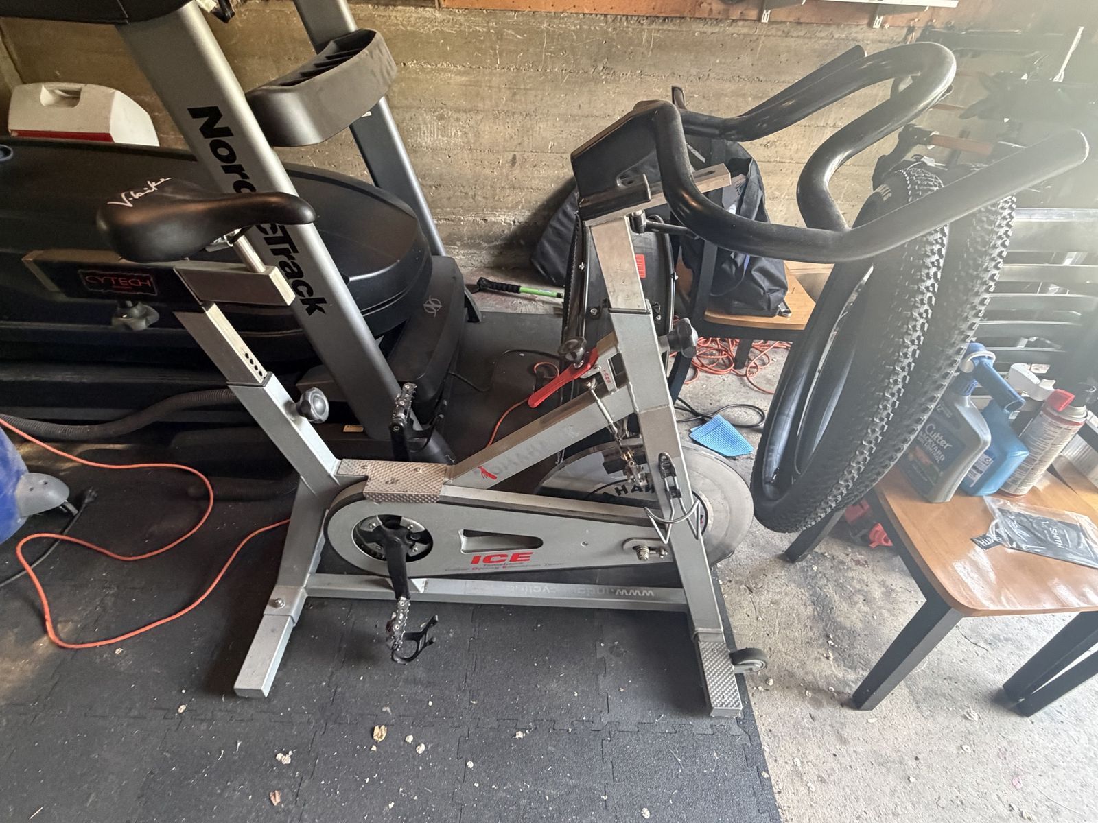 Spinner NXT by Star Trac Commercial Grade Indoor Cycling Spin Bike
