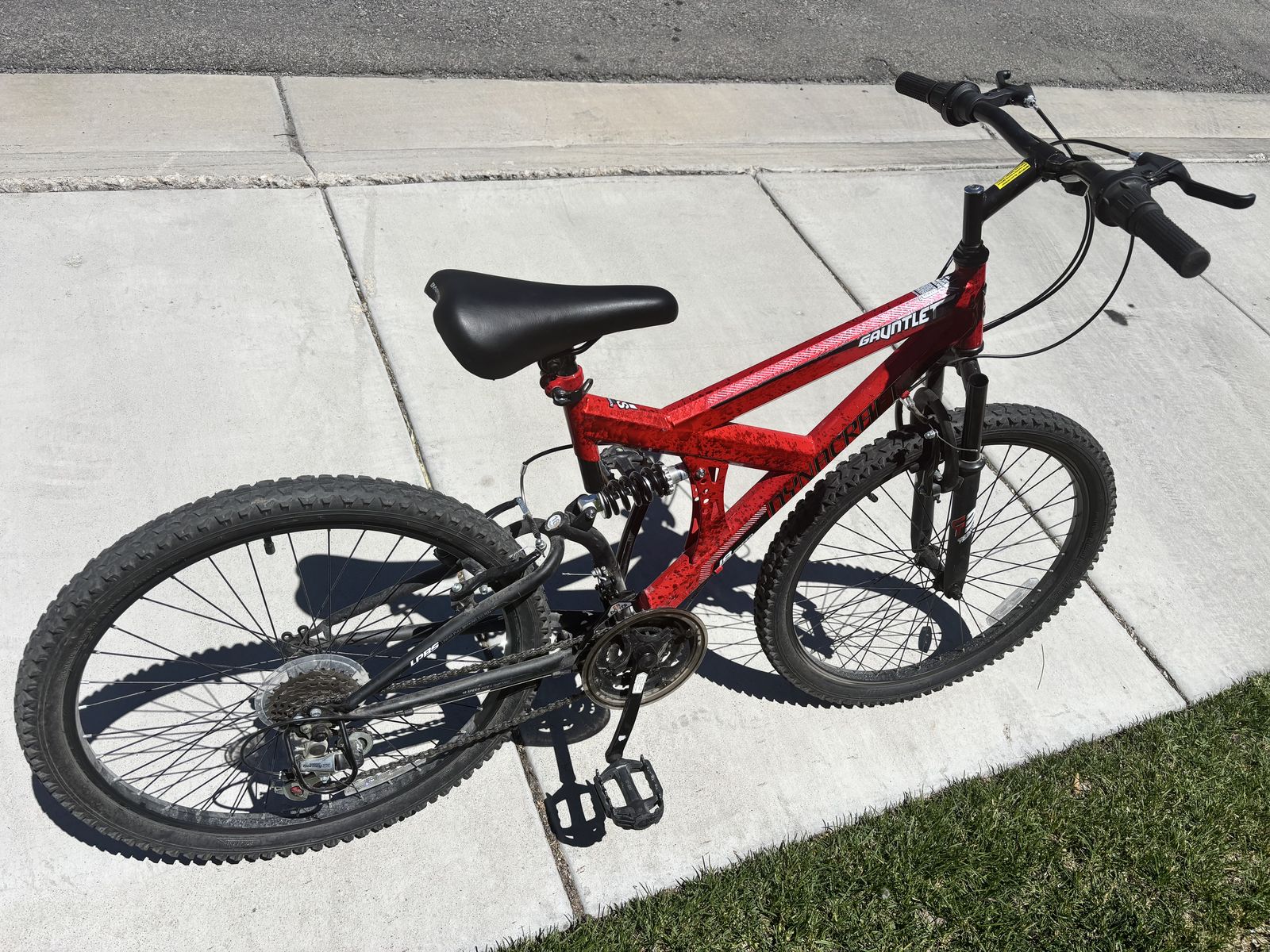 Dynacraft Gauntlet Boys 24" Mountain Bike, For Ages 12+, Red