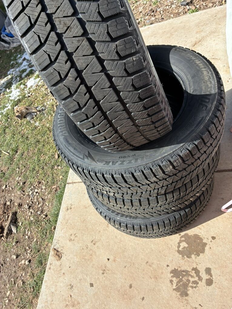 225/65r17 Blizzak WS90 Winter Snow Tire Tires