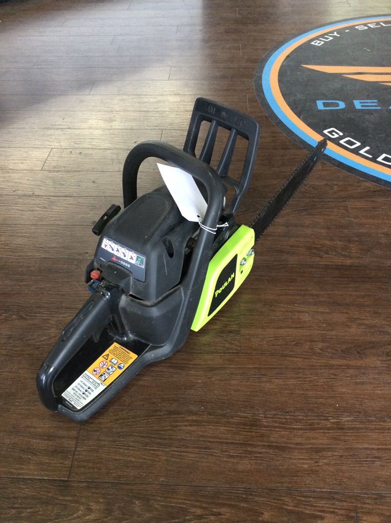 Poulan Chainsaw.     #E75013254