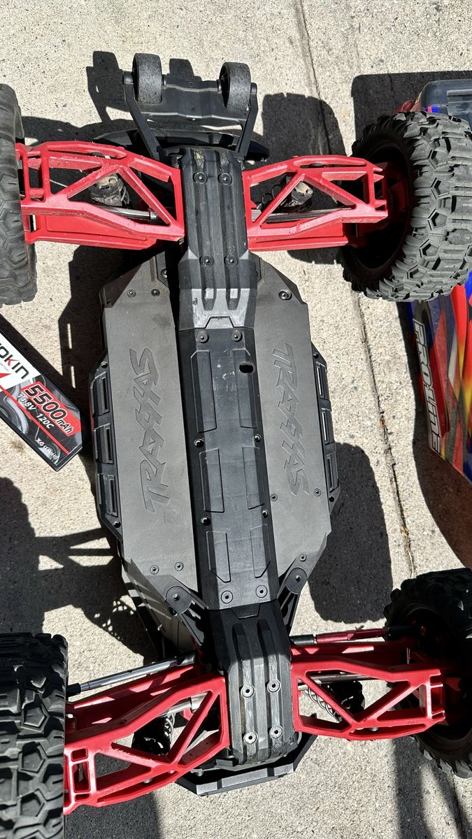 Main image 6