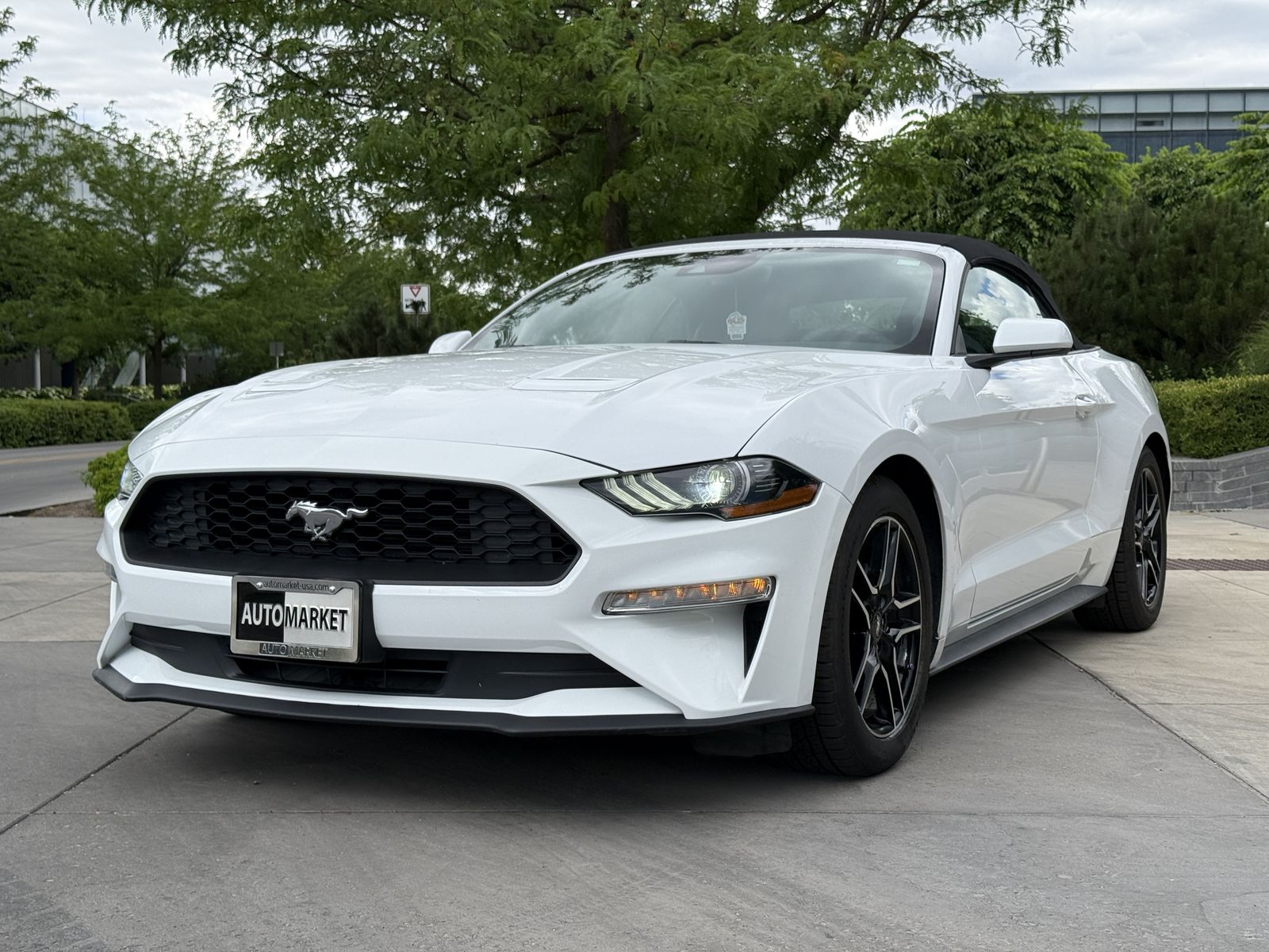 2022 Ford Mustang EcoBoost Premium