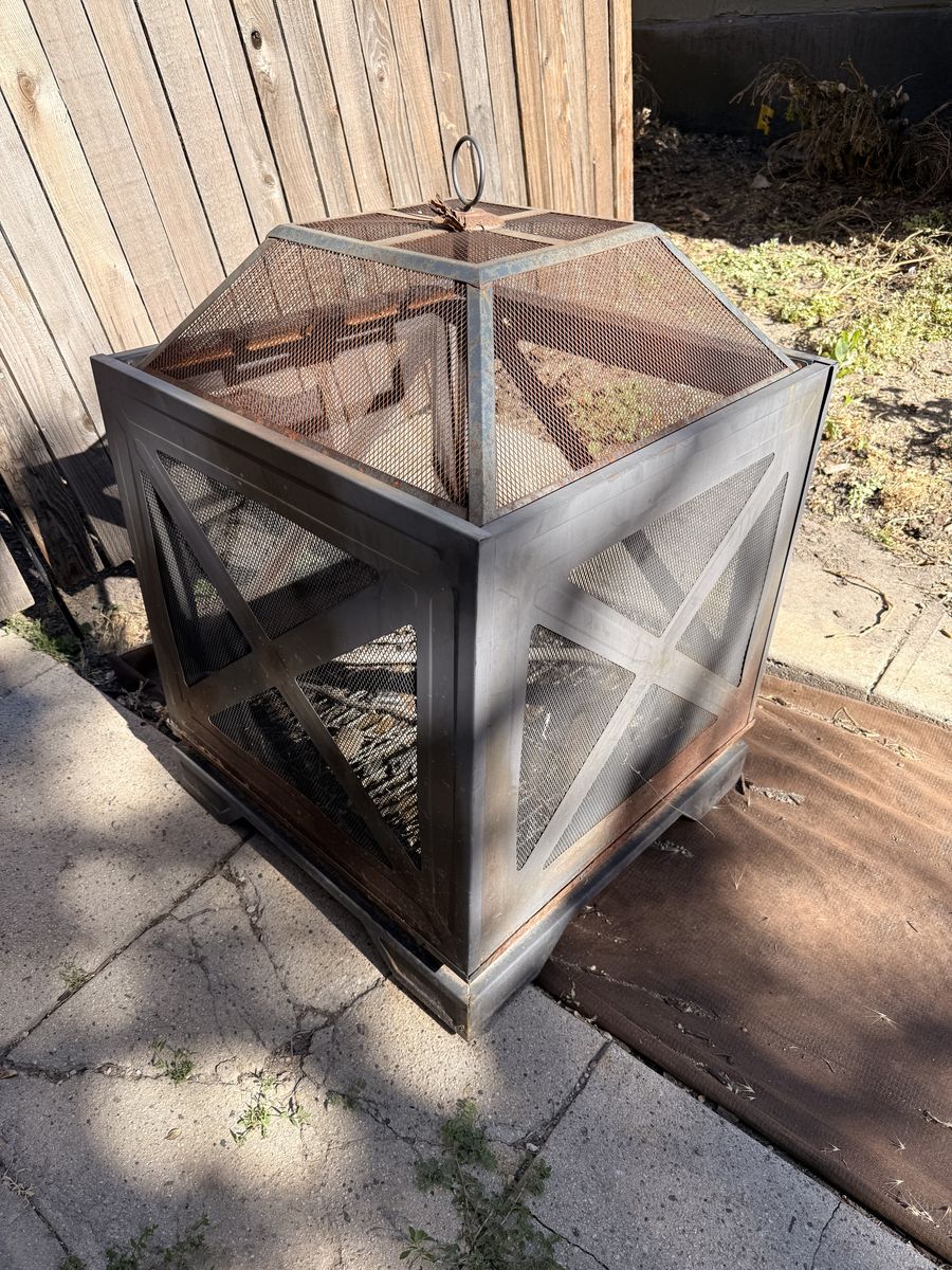 Fire Pit with Lid- FREE