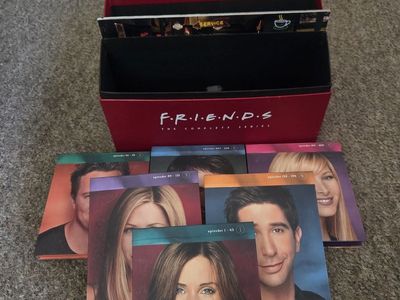 Friends: The Complete Series DVD Box Set - All 10 Seasons, Collector's Edition with Bonus Content