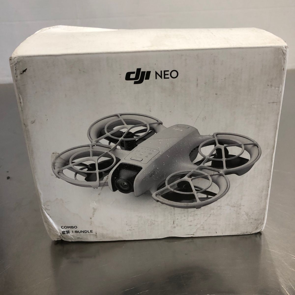 DJI NEO COMBO PACK CAMERA DRONE ONLY WITH 3 BATTERY PACKS & CHARGE HUB