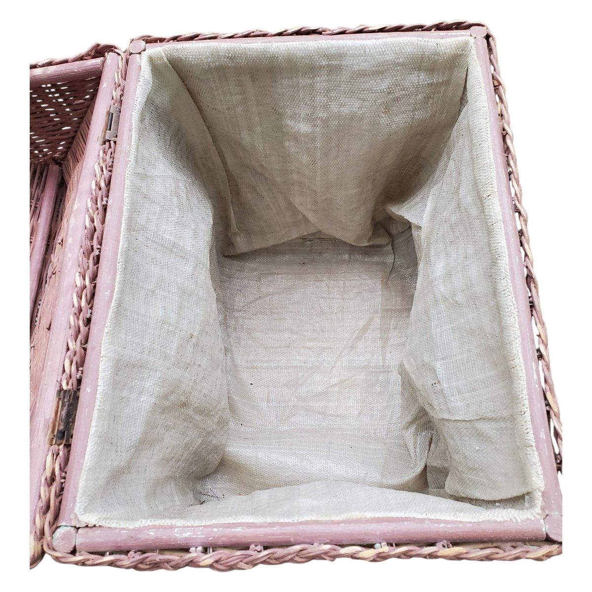 Main image 6