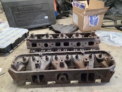 Chrysler Mopar 2843906 Cylinder Heads