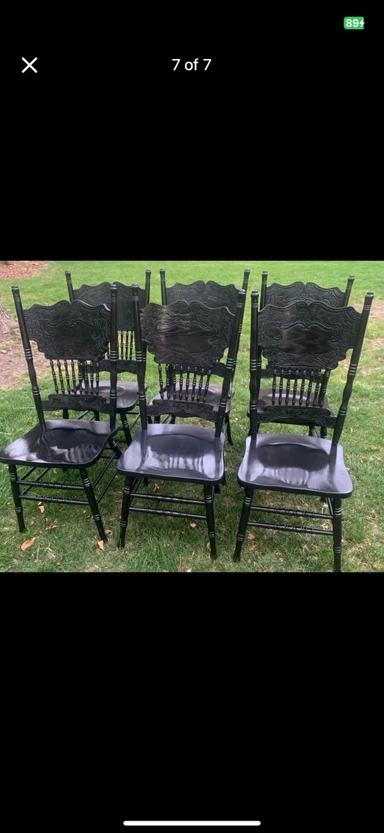 Beautiful Set Of 6 Vintage Black Pressed Back  Dining Chairs