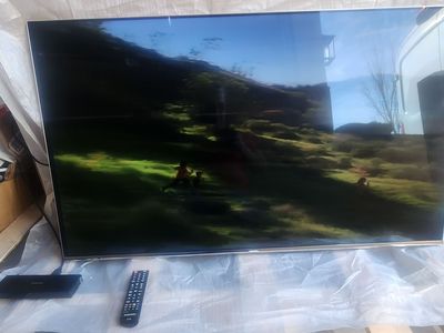 Samsung 49"High-End 4K SUHD Smart TV Model #UN49KS8000F