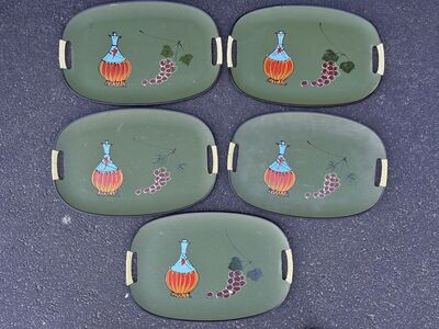 Vintage Mid Century Modern Wine & Grapes Motif Japanese Lacquer hand painted Decorative Serving Trays MCM