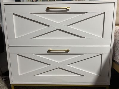 Elegant white/gold night stand