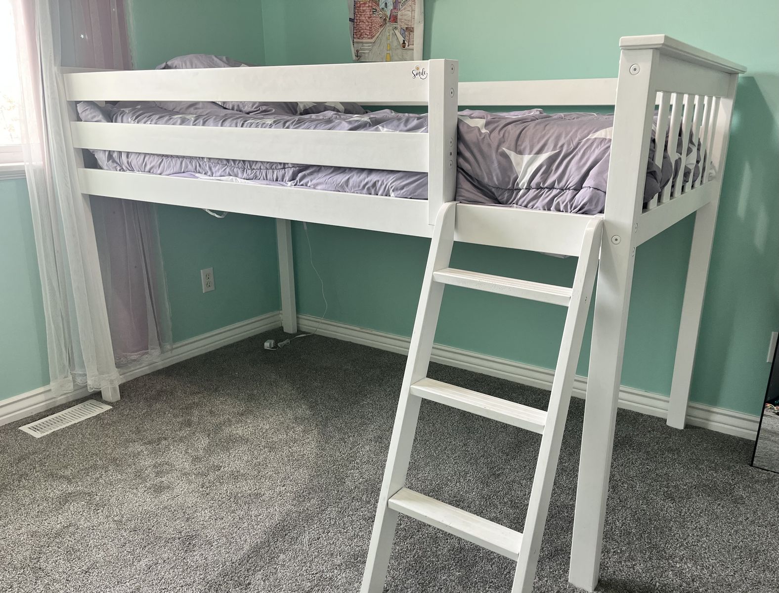 Kids loft bed