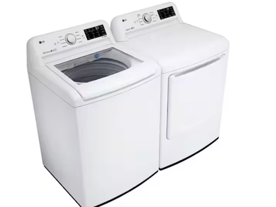 LG Washer & Electric Dryer Set - Excellent Condition - WT7100CW / DLE7100W