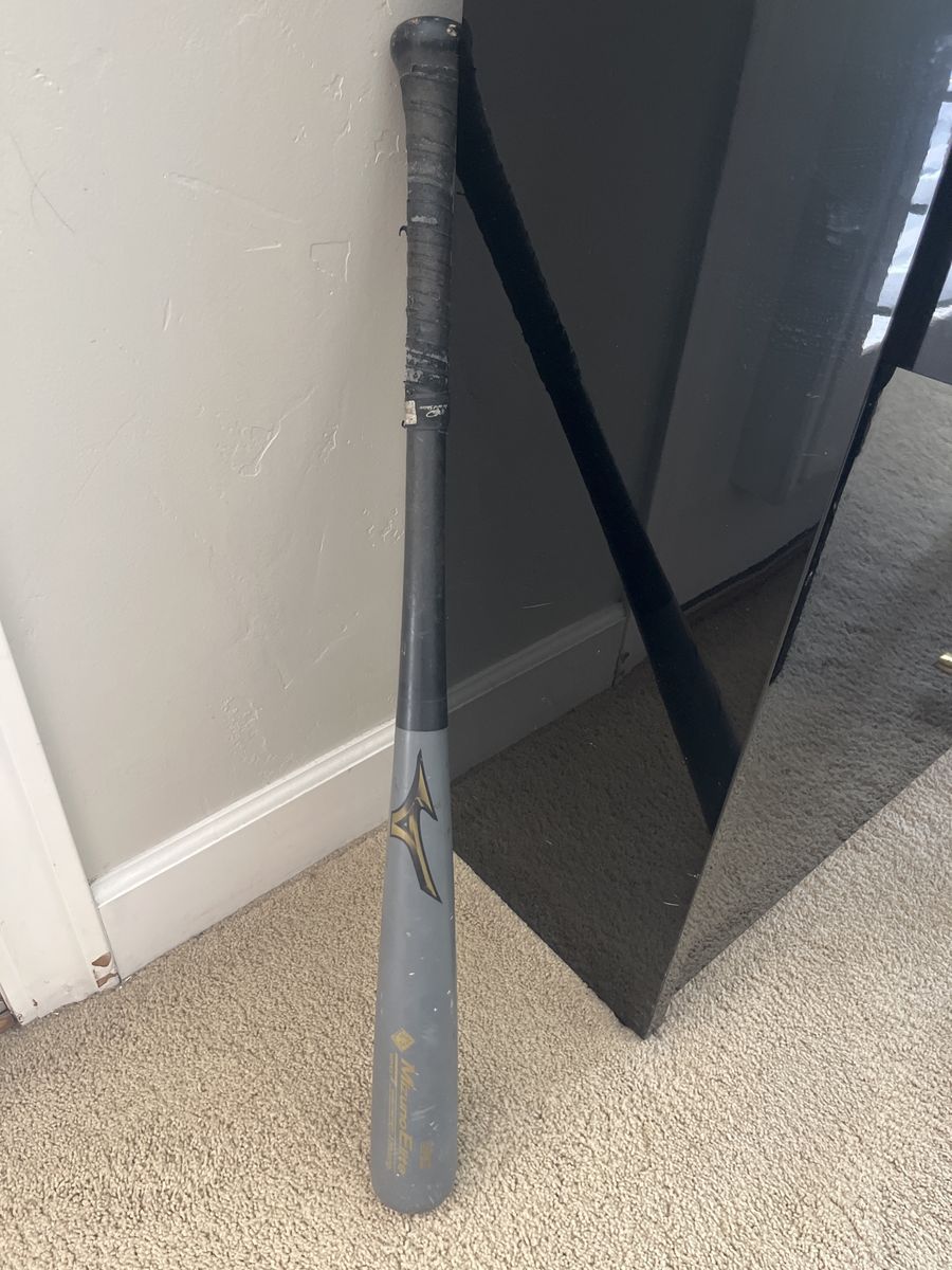 Mizuno Elite MZM 243 Baseball Bat 31-inch Wood Baseball Bat