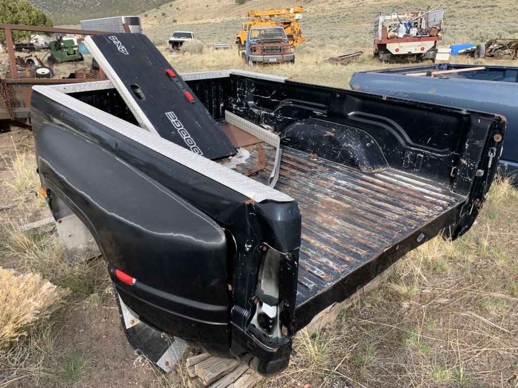 2nd Gen Dodge Dually Bed