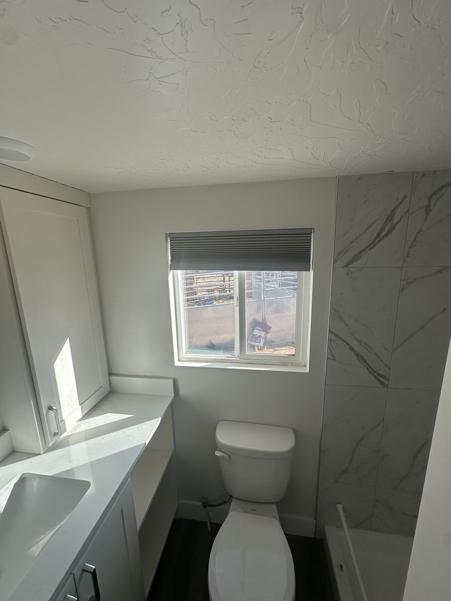Main image 7
