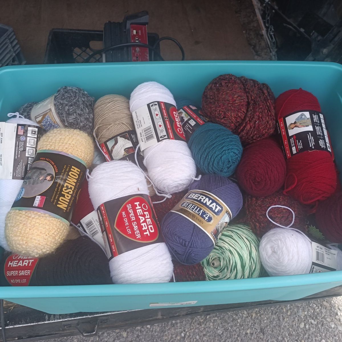 rolls of yarn all 40.00