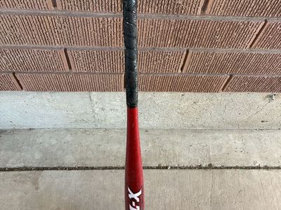 Easton Bat 34in 28oz 2 1/4 diameter sotball bat