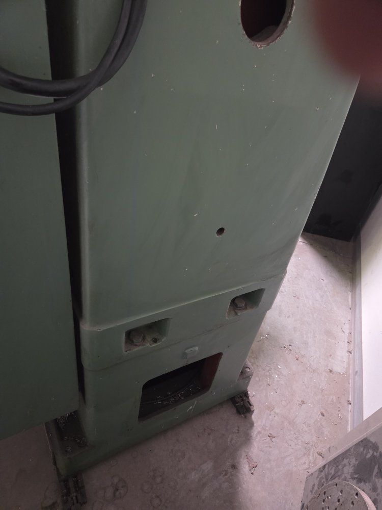 Main image 3