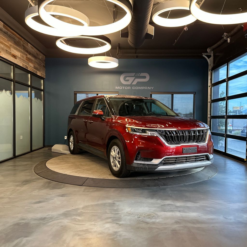 2024 Kia Carnival LX — rebuilt & branded title, 15% below market