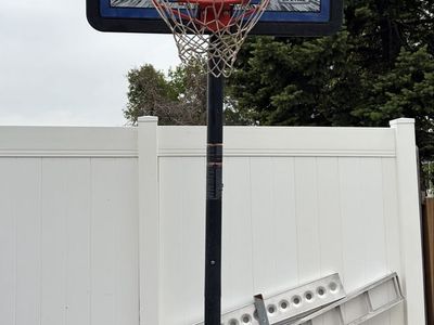 Free basketball hoop