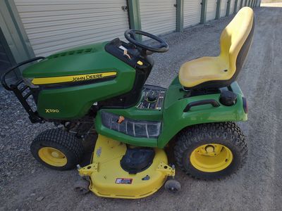 John Deere X590 Riding Mower