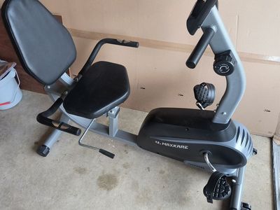 MaxKare recumbent bike