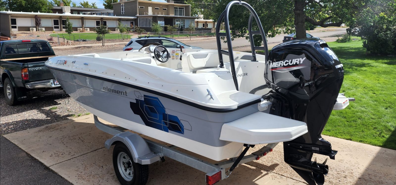 2020 Bayliner Element 18