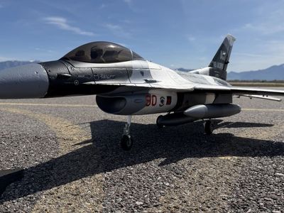 Freewing 70mm F-16 V3 pnp