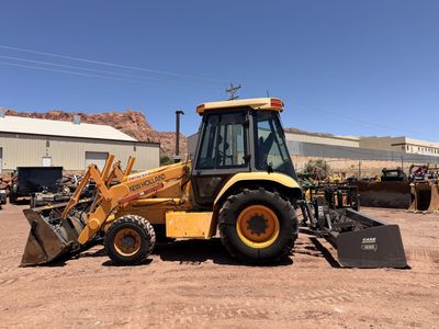 2005 New Holland LV80 Skip Loader