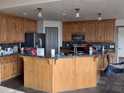 Big Alder Kitchen Cabinets Set Plus Laundry&Vanity