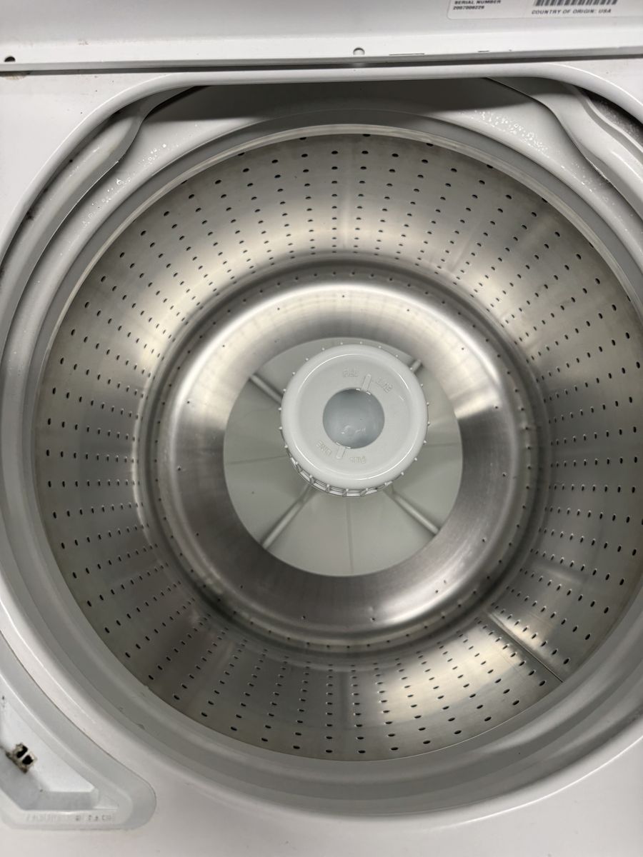 Main image 3