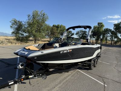 2022 MasterCraft NXT24