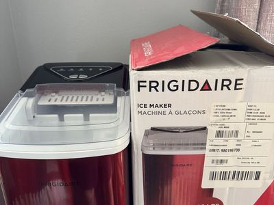 Frigidaire EFIC123-SSRED 26lb Red Stainless Steel Countertop Ice Maker w/ Box
