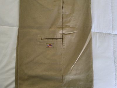 Dickies Loose Fit Khaki Work Shorts Size 38