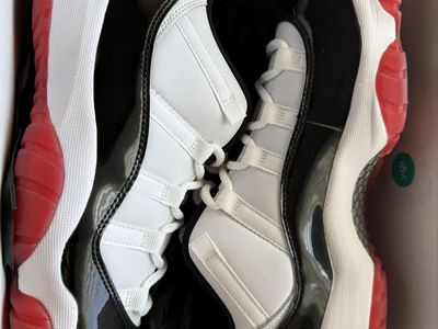 Jordan 11 Retro "Playoff Bred" 2019 White/Black/Red Men's Basketball Shoes