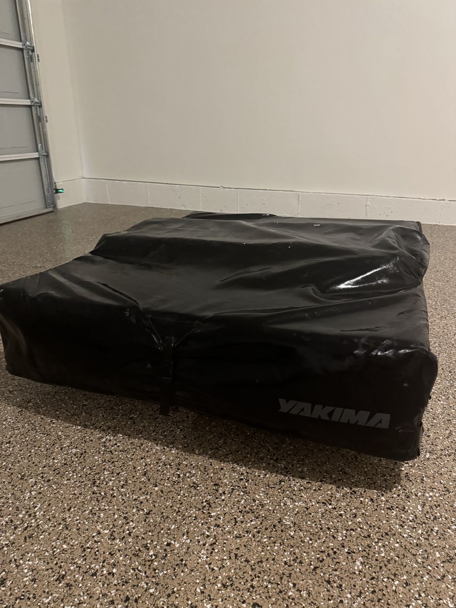 Yakima Skyrise Rooftop Tent