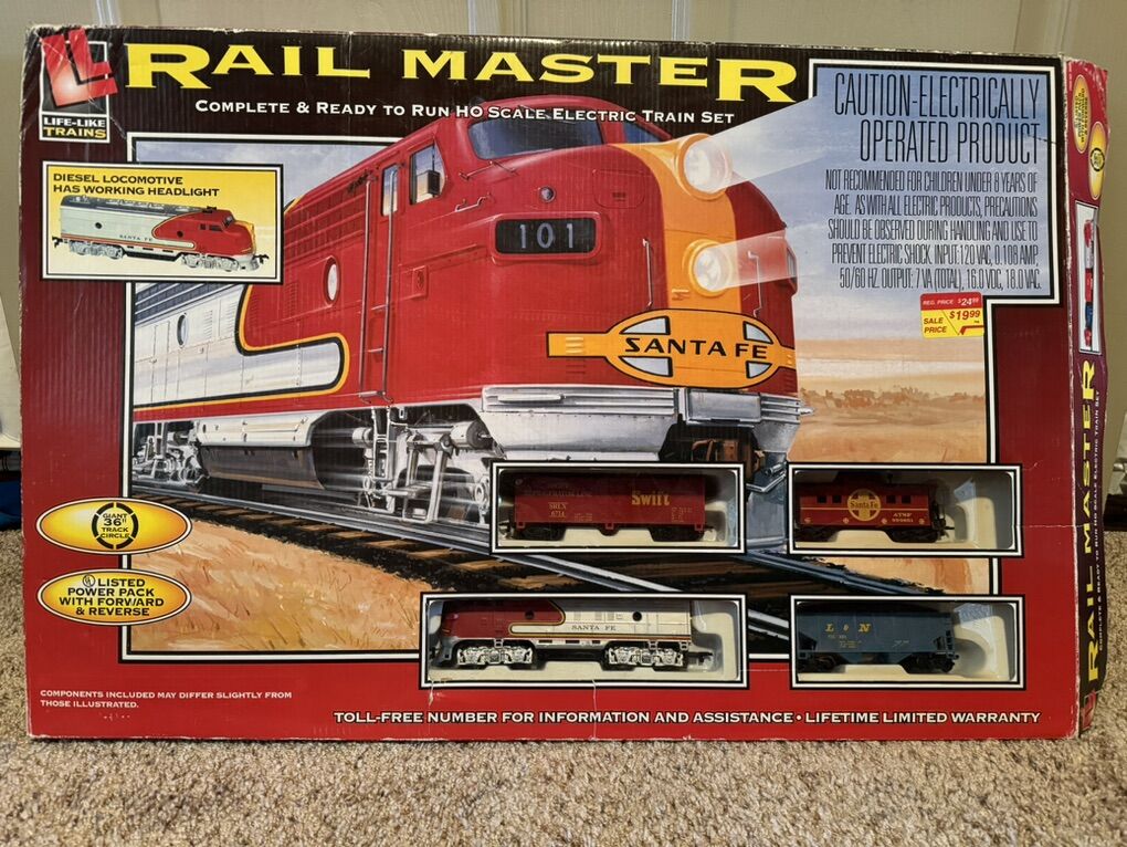 Rail Master HO Scale Electric Train Set