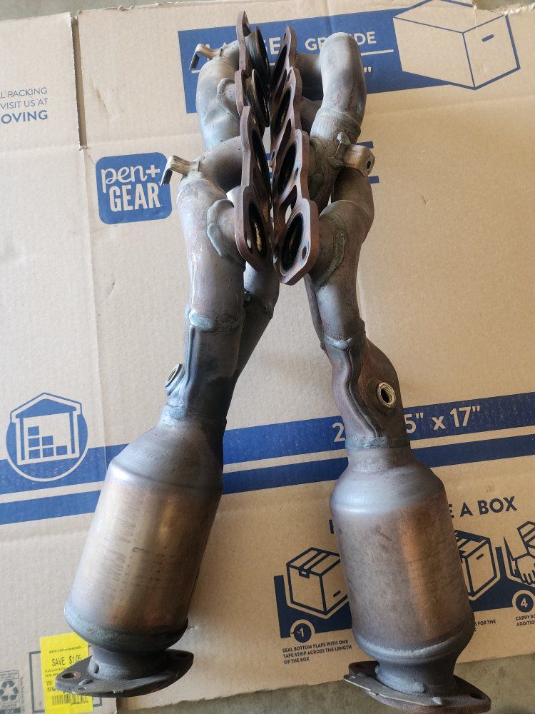 OEM Exhaust Manifold with Integrated Catalytic Converters