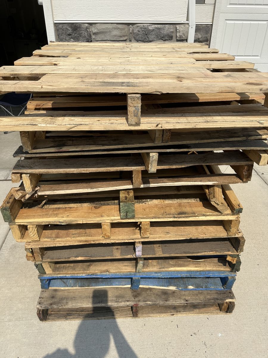 Assorted Wooden Pallets - Various Sizes & Conditions for DIY, Shipping, Crafting