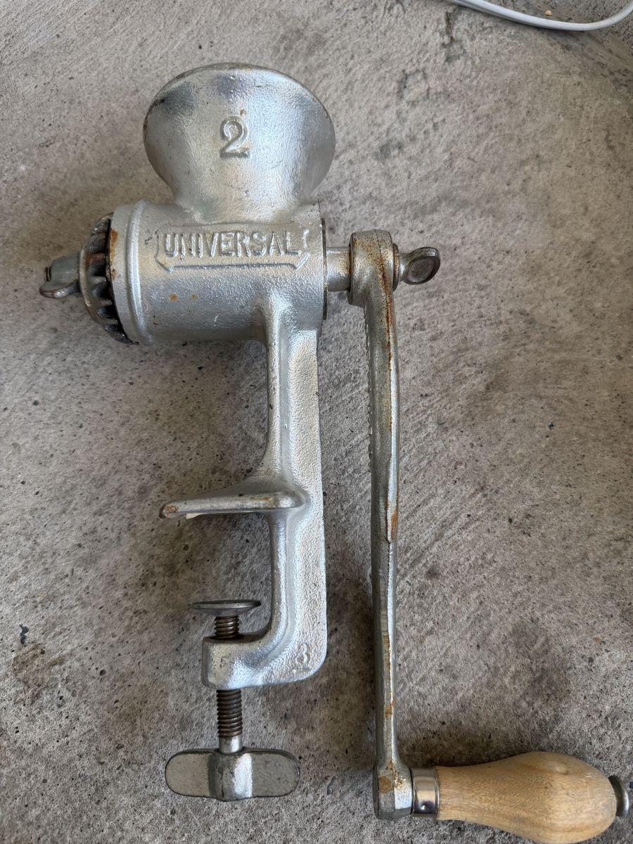 Vintage Universal No. 2 Hand Crank Cast Iron Food Meat Grinder Clamp On