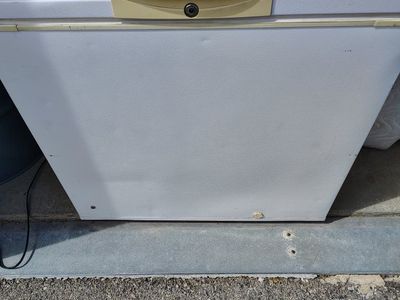 Kenmore Chest Freezer - White