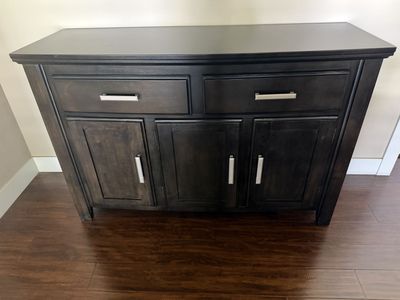 Solid Wood Server / Buffet / Sideboard – Excellent Condition