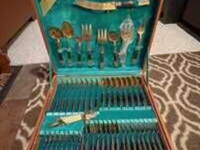 Vintage Cutlery Set in Wooden Case