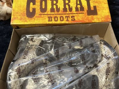 Corral Boots C 1807 Gray Python Inlay Cowboy Boots Women's Size 8.5
