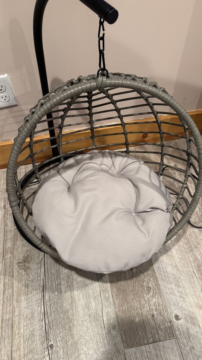 Hanging Wicker Pet Bed with Stand and Cushion