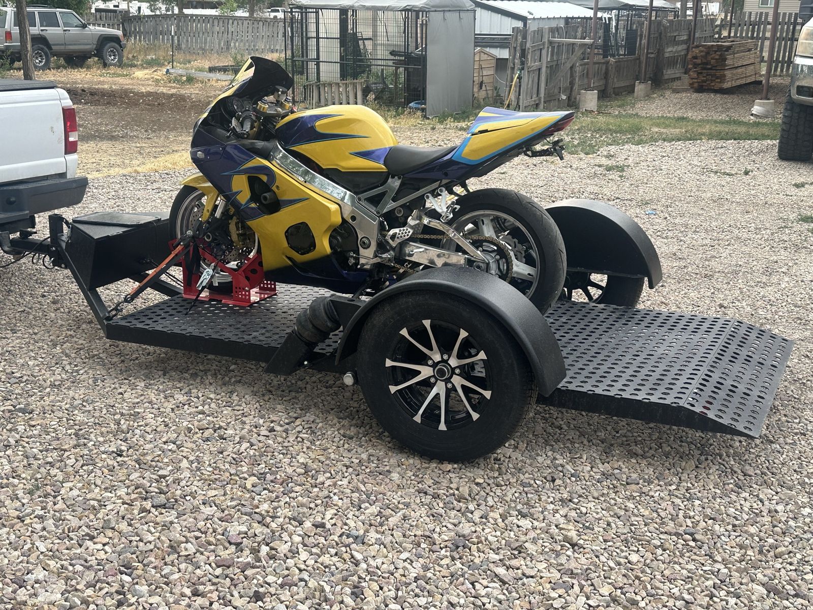 Motorcycle trailer