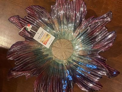 Hand Painted in Tuscany Glass Flower Shaped Decorative Bowl Purple/Blue