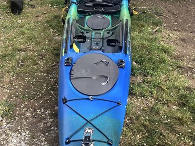 Tarpon 140 kayak