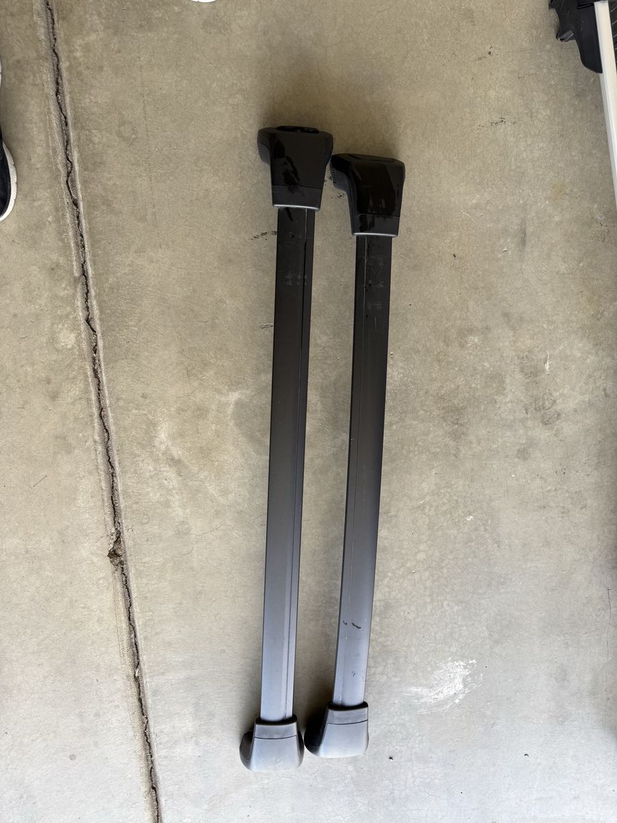 Used 2023 Hyundai santafe roof racks OEM